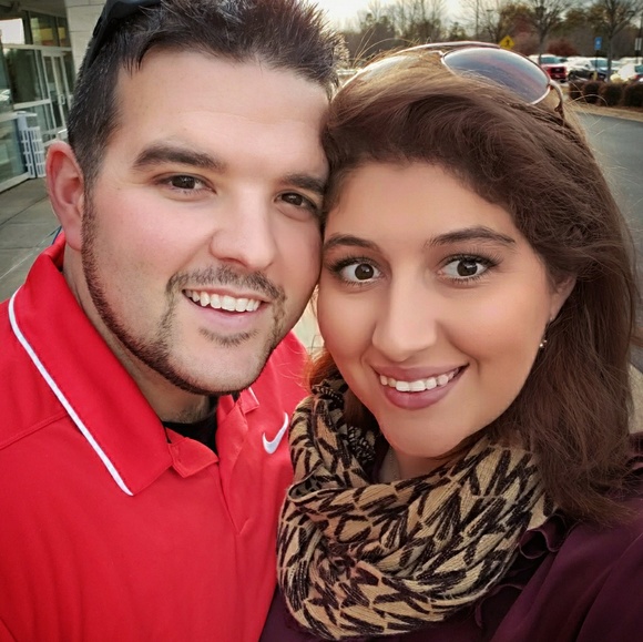 Meet your Posher, Amber - Picture 1 of 1